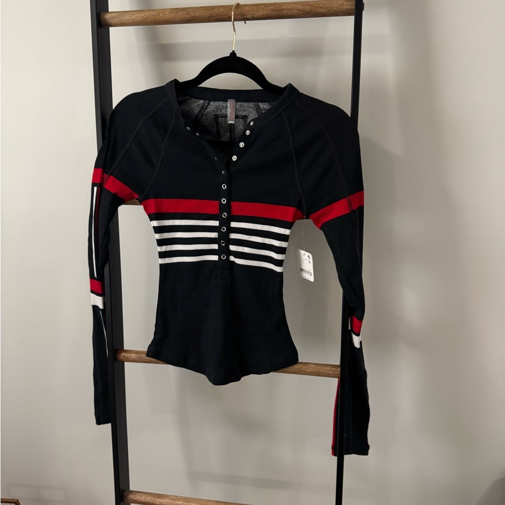 black and red striped long sleeve top with button-up design #stripedtop